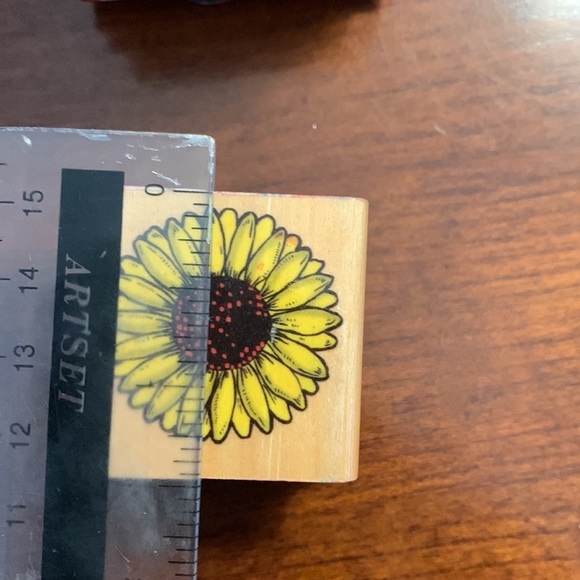 Wooden Back Rubber Stamp Set - Nature Theme - Picture 10 of 11